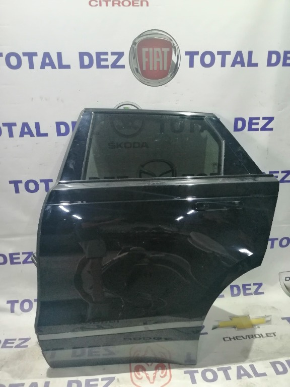 Usa stanga spate dezechipata,Range Rover Velar 2019