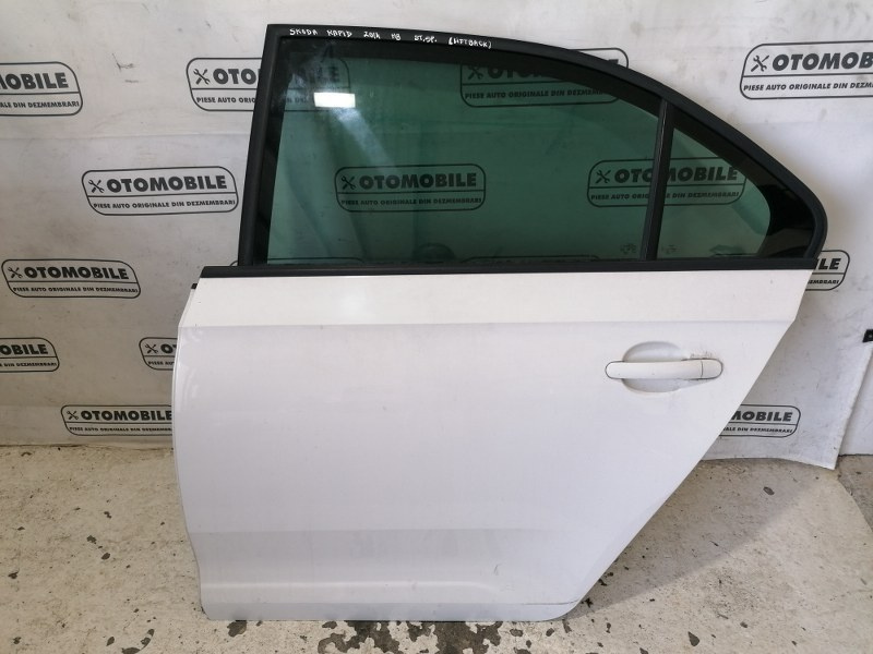 Usa stanga spate dezechipata Skoda Rapid Liftback 