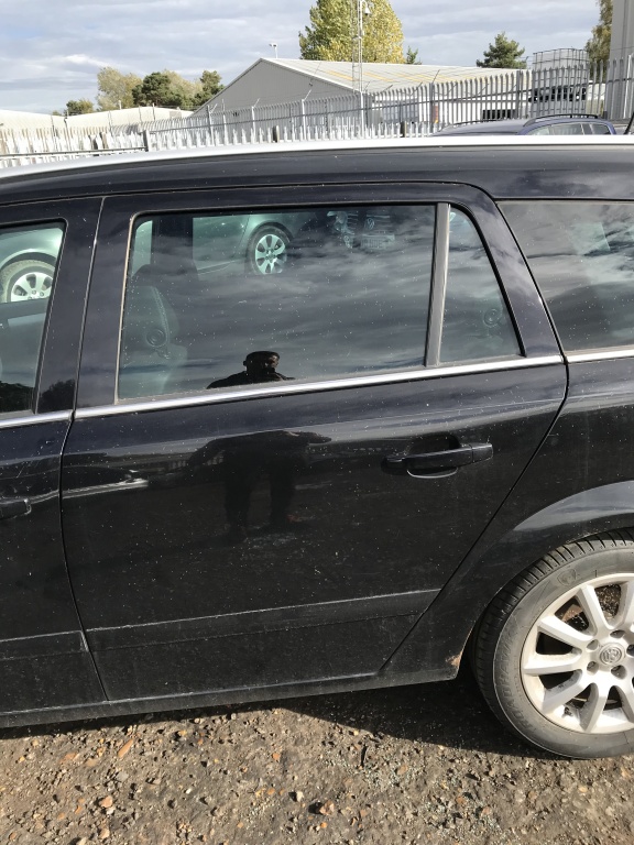 Usa stanga Spate fara accesorii opel astra h
