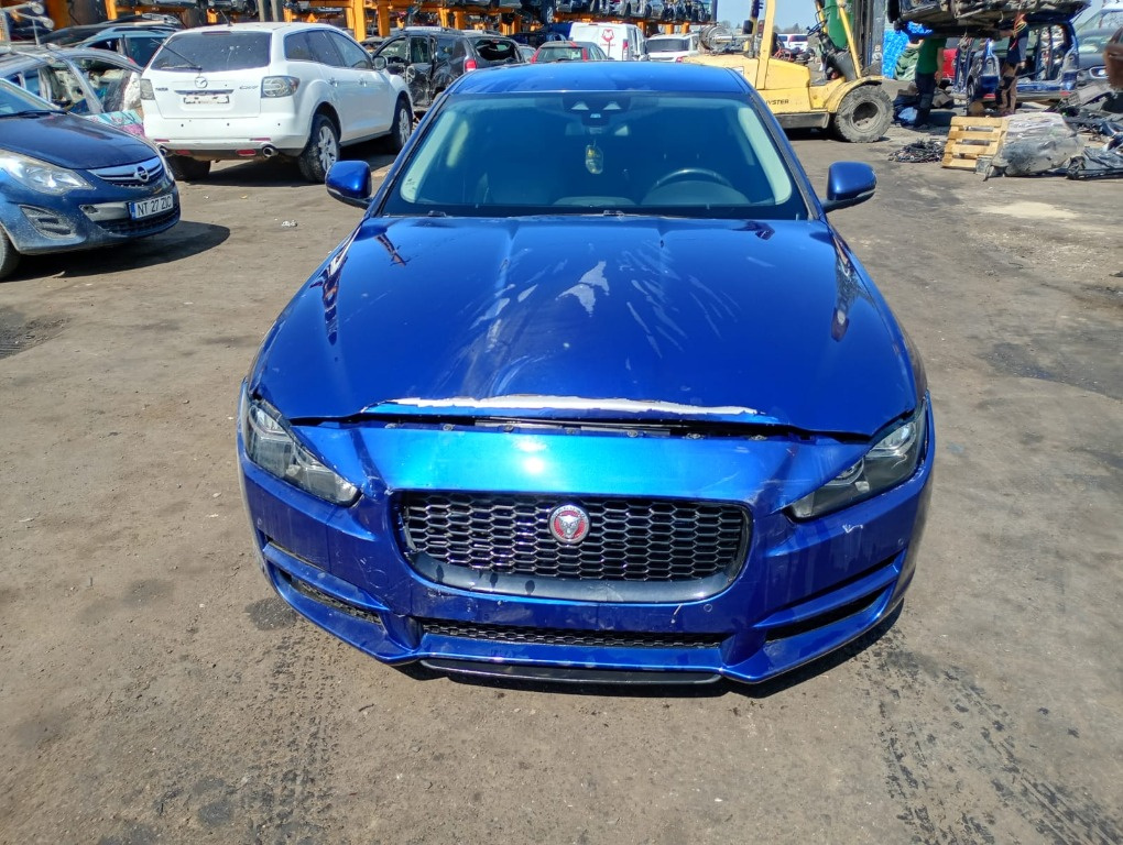 Usa stanga spate Jaguar XE 2016 berlina 2.0 204DTD
