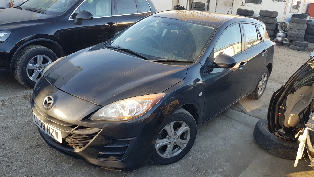 Usa stanga spate Mazda 3 2010