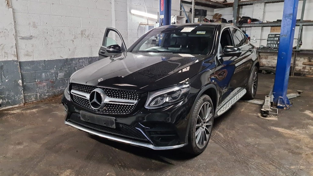 Usa stanga spate Mercedes GLC coupe C253