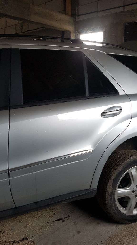Usa stanga spate Mercedes Ml 320 W164
