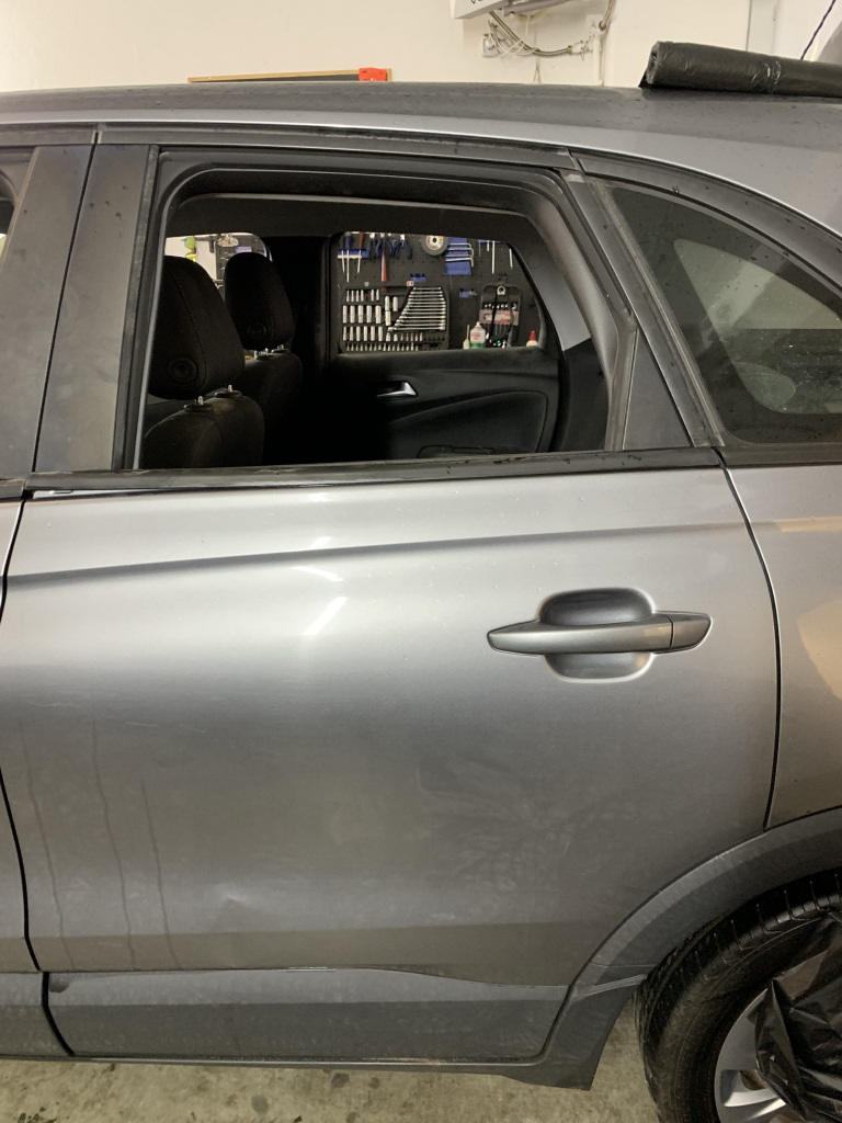 Usa stanga spate Opel Crossland X 1.2 Benzina 2017, -