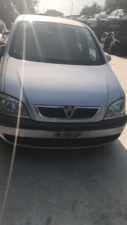 Usa stanga spate Opel Zafira 2005 Berlin