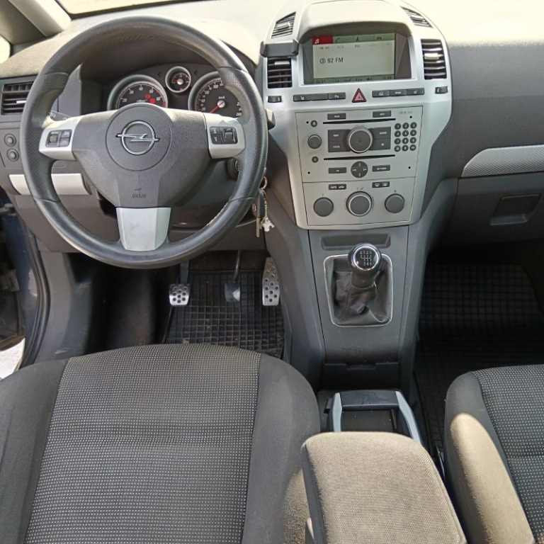 Usa stanga spate Opel Zafira B 2010 Mono