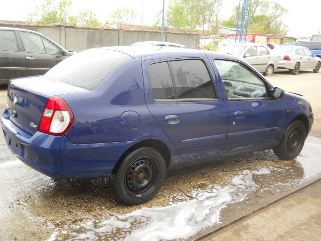 Usa stanga spate Renault Clio 2003 BERLI