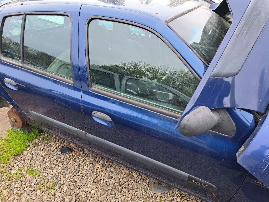 Usa stanga spate Renault Clio hatchback