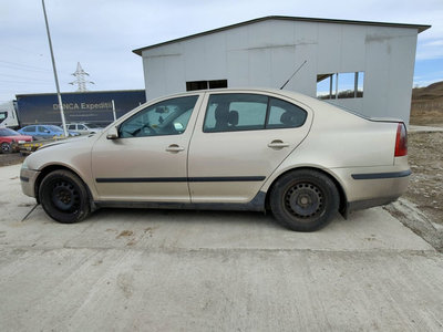 Usa Stanga, Spate skoda Octavia 2005 Berlina Maro