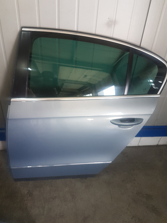 Usa stanga spate Volkswagen Passat B6 2010 Berlina