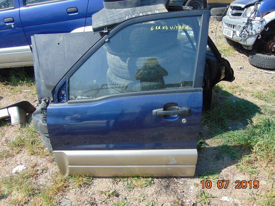 Usa Suzuki Grand Vitara 1998-2003 usi fa