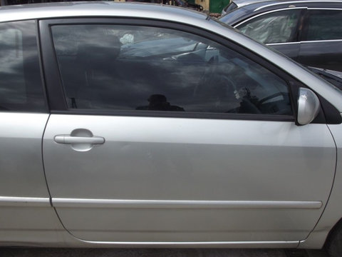 Usa Toyota Corolla 2002-2007 usi stanga dreapta dezmembrez Corolla
