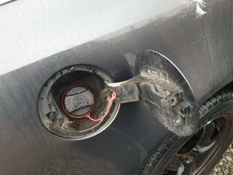 Usa usita clapeta actuator motoras rezervor Opel Insignia z177