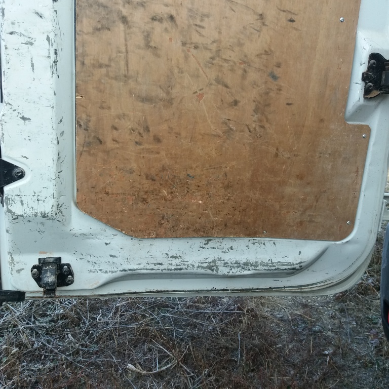 Usi spate Renault Master usa spate Renau