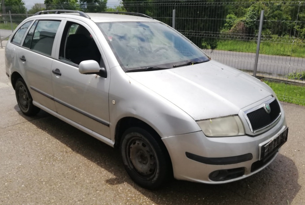 USITA REZERVOR COD 039805C SKODA FABIA F