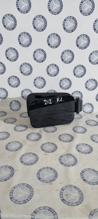 Usita rezervor cu AdBlue Mercedes A2126300000