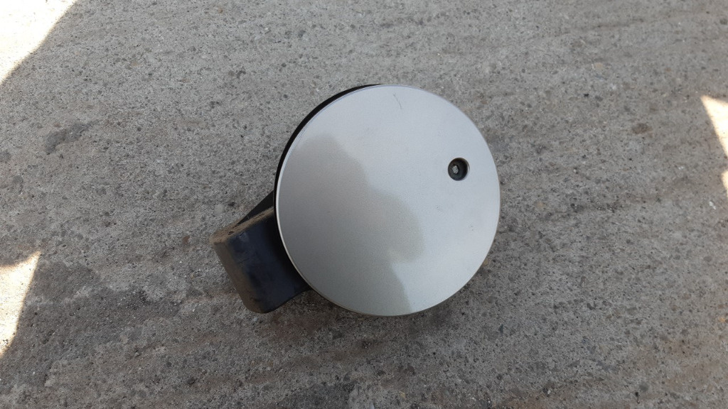 Usita rezervor Ford Fiesta / Fusion doua culori disponibile