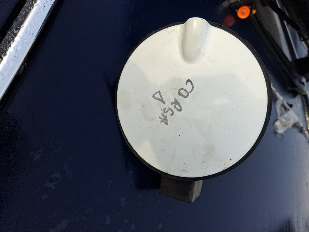 Usita rezervor Opel Corsa D 2 usi sau 4 usi