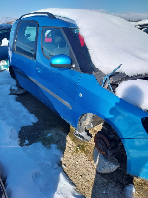 Vând aripă stanga față skoda roomster