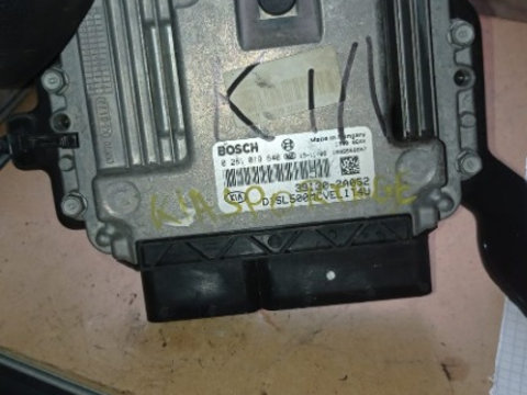 Vând calculator motor kia sportage 1.7 crdi an 2012 cod 0281019640