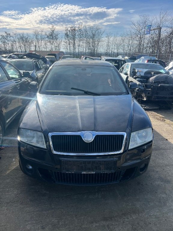 Vând față completă Skoda Octavia 2