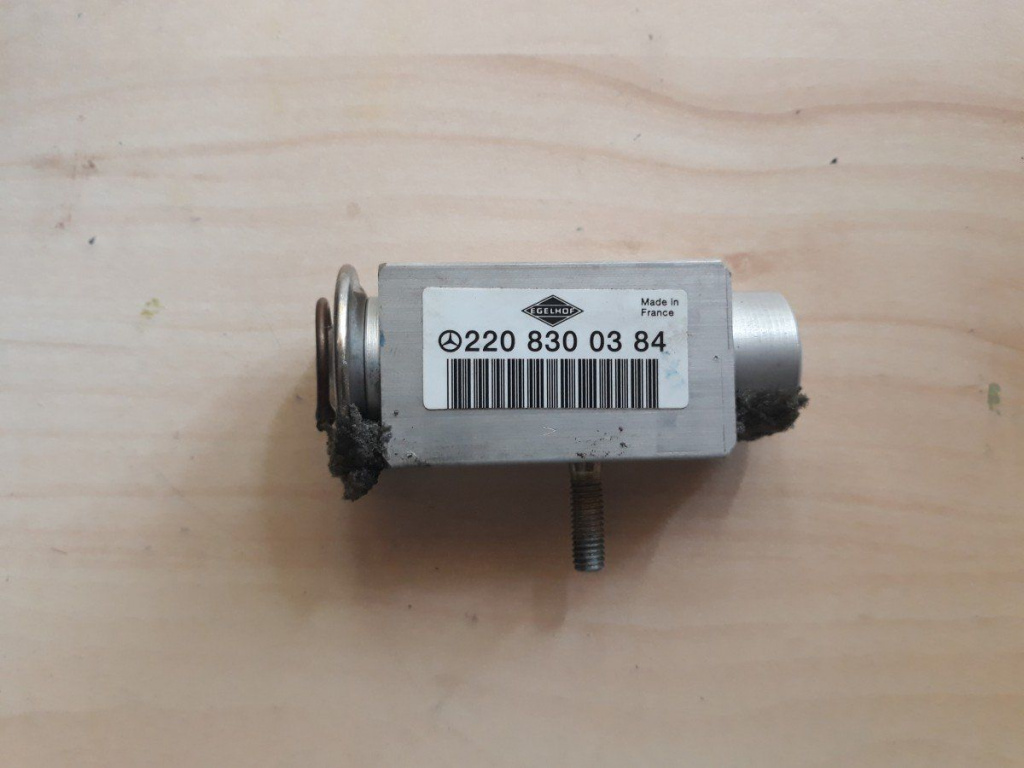 Valva expansiune AC Mercedes B-Class w24,C-Class W203 Cod 2208300384