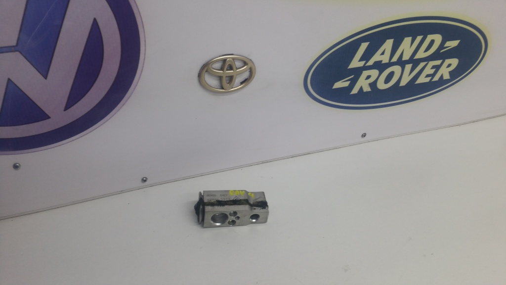 Valva expansiune AC Toyota Rav 4 an 2008 Cod 44750