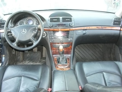 Vand interior Mercedes E270 anul 2005