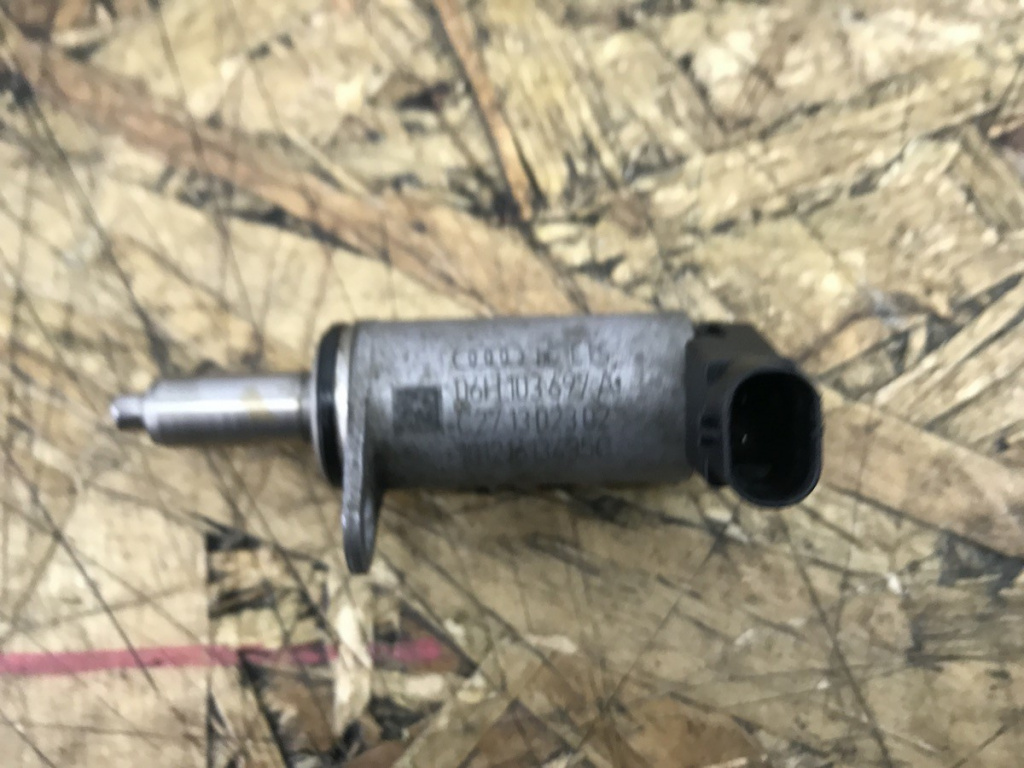 Variator ax cu came VW Passat B6 2.0TSI combi 2008 (06H103697A)