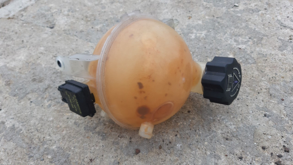 Vas expansiune/apa cu senzor Peugeot 307 2.0 hdi.
