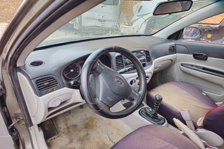 Vas expansiune Hyundai Accent 2010 berli