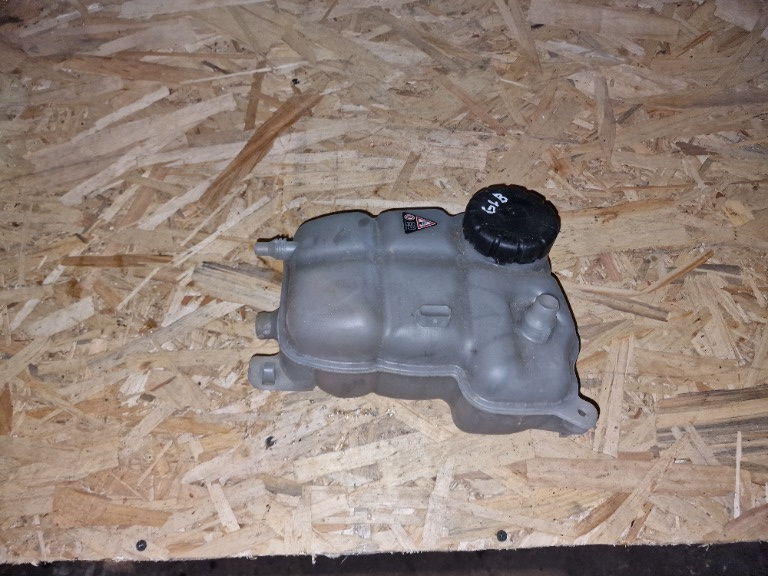 Vas expansiune Mercedes Gla W247 cod A2475000049