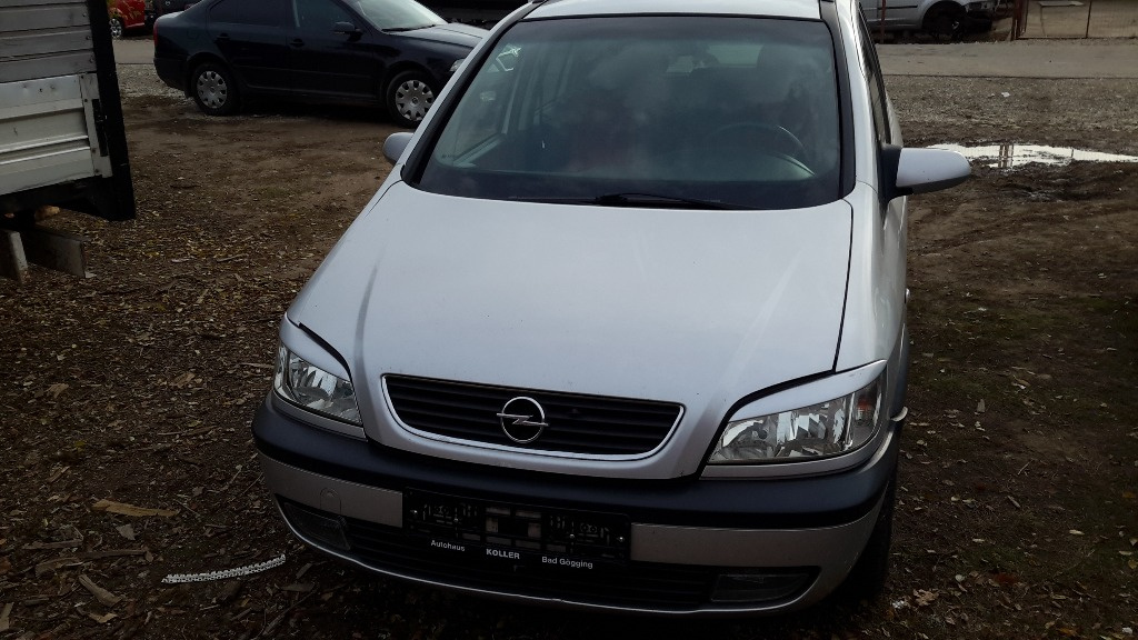 Vas expansiune Opel Zafira 2001 hatchback 2.2