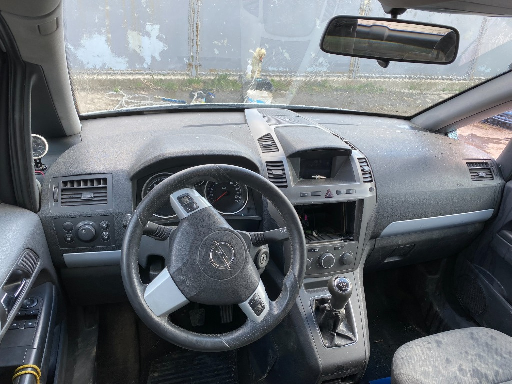 Vas expansiune Opel Zafira B 2006 limuzi