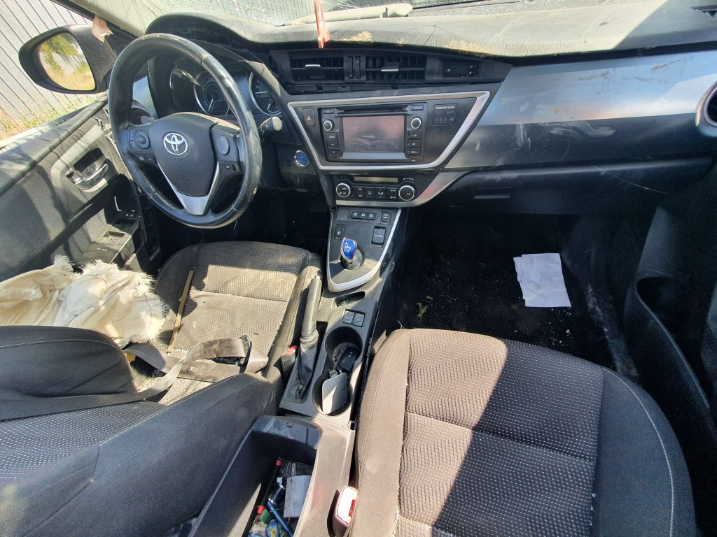 Vas expansiune Toyota Auris 2014 2 break