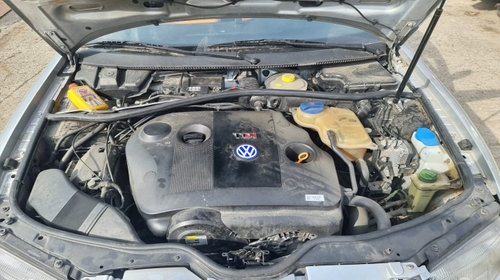 Vas expansiune Volkswagen Passat B5 2000