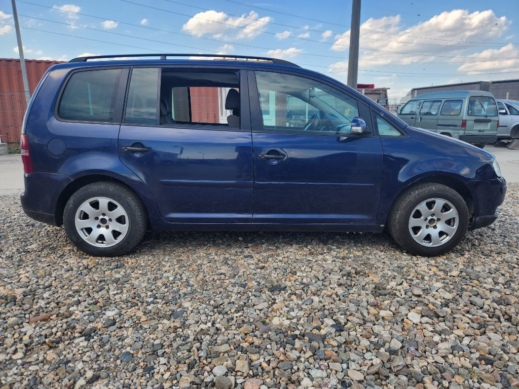 Vas expansiune Volkswagen Touran 2007 Ha