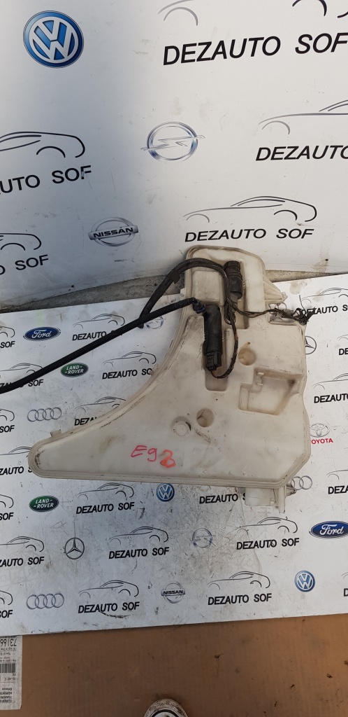 Vas lichid parbriz bmw 320d e92 2012