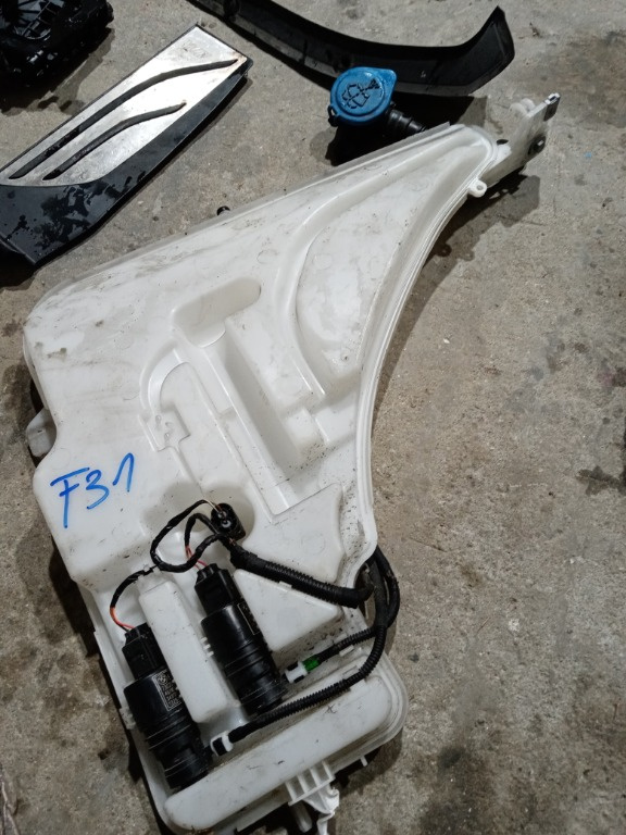 Vas lichid parbriz Bmw F31 seria 3