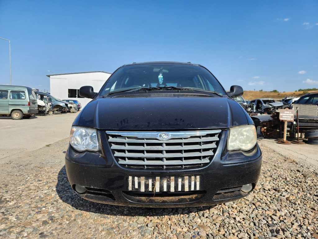 Vas lichid parbriz Chrysler Voyager 2005 Monovolum 2.8 crdi 110kw, 150cp