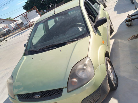 Vas lichid parbriz Ford Fiesta 5 [2001 - 2007] Hatchback 5-usi 1.4 TDCi MT (68 hp)