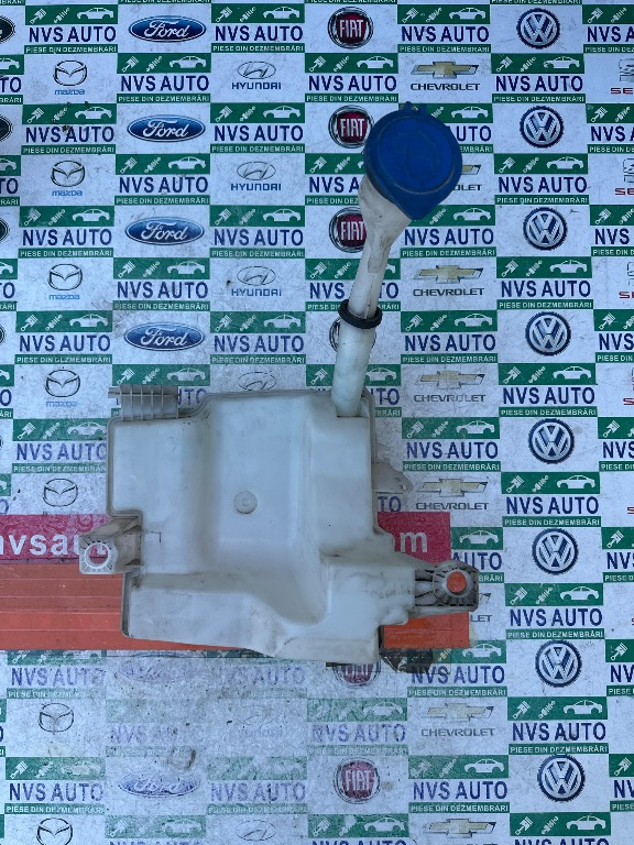 Vas lichid parbriz Ford Focus 3 2012 8V6117B613A