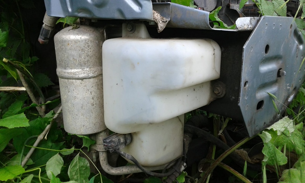 Vas lichid parbriz Ford Mondeo Mk3 break