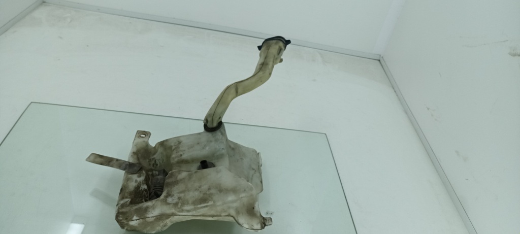 Vas lichid parbriz Mercedes-Benz C-CLASS W203 646.963 Euro 4 2003-2007 A2038600060 DezP: 20332