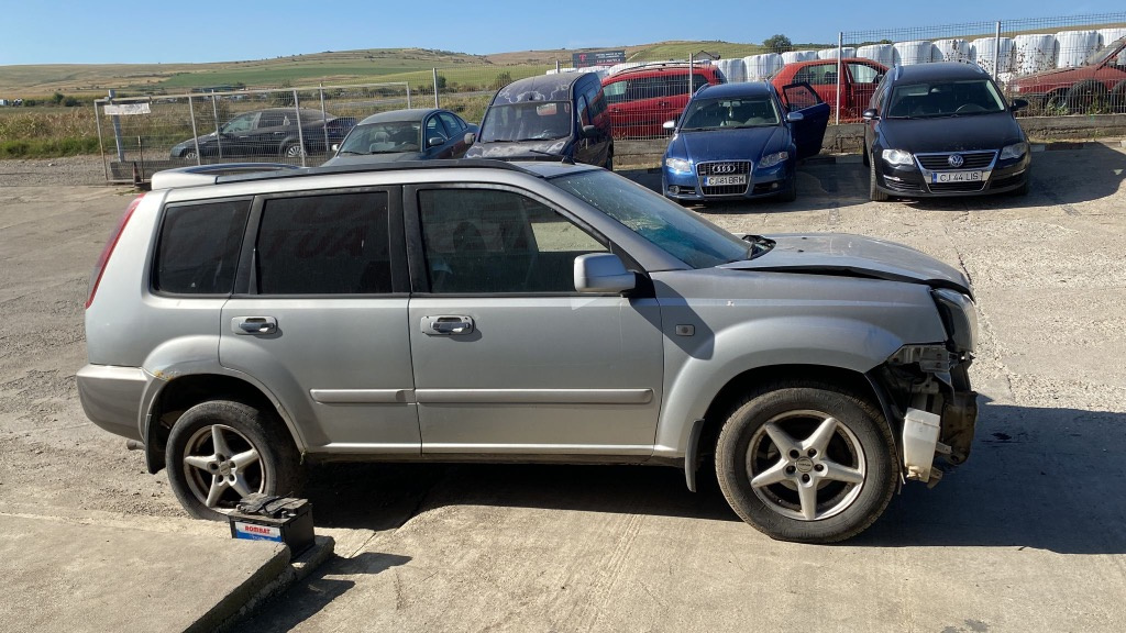 Vas lichid parbriz Nissan X-Trail 2005 Suv 2,2 dci