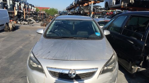 Vas lichid parbriz Opel Astra J 2010 hat