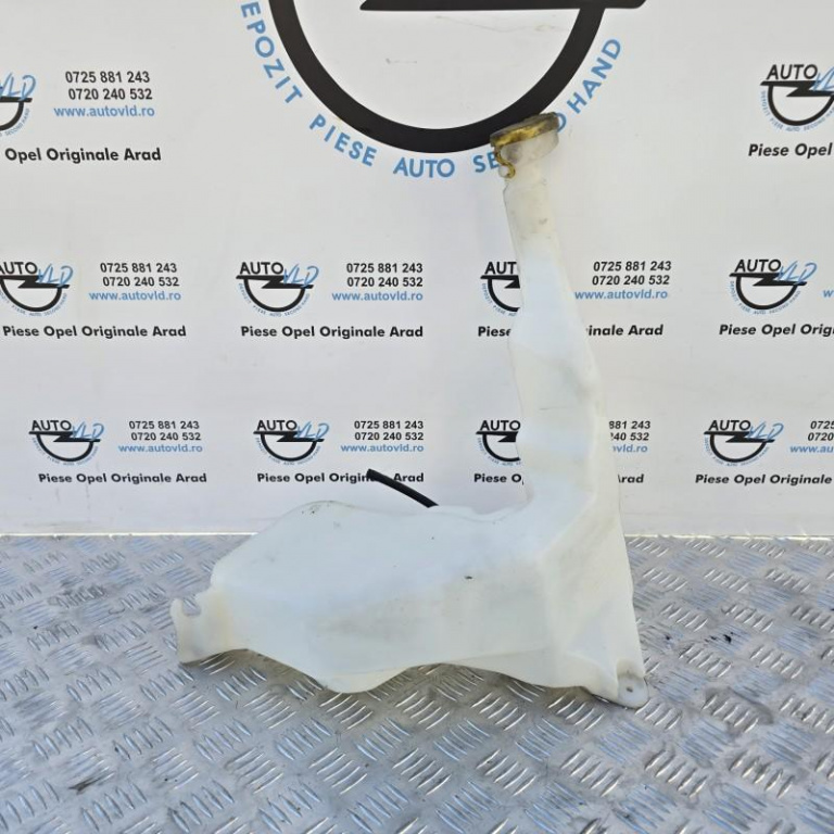 Vas lichid parbriz Opel Movano 1999-2010 8200146985