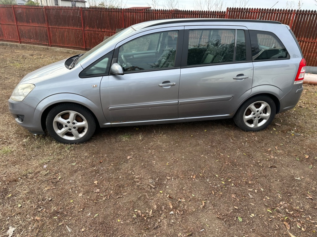 Vas lichid parbriz Opel Zafira B 2009 Ha