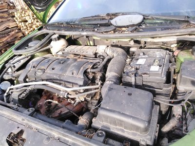 Vas Lichid Parbriz Peugeot 206 CC Motor Benzina