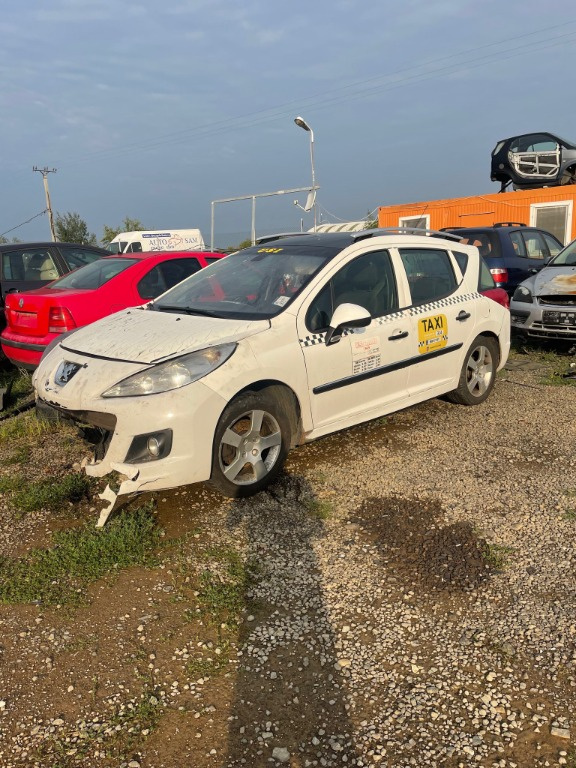 Vas lichid parbriz Peugeot 207 2012 SW 1.6 HDI